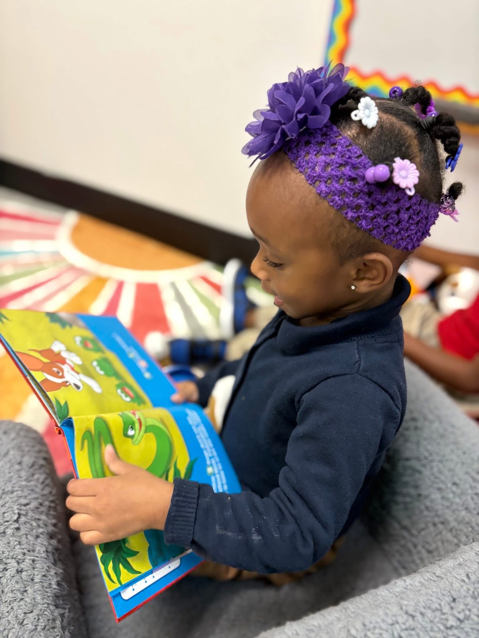 Preschooler reading 4
