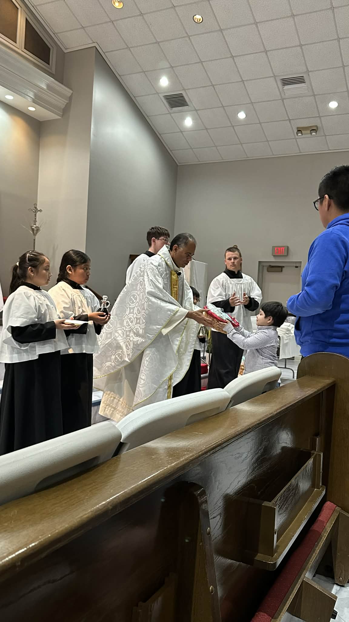 Receiving offertory gifts