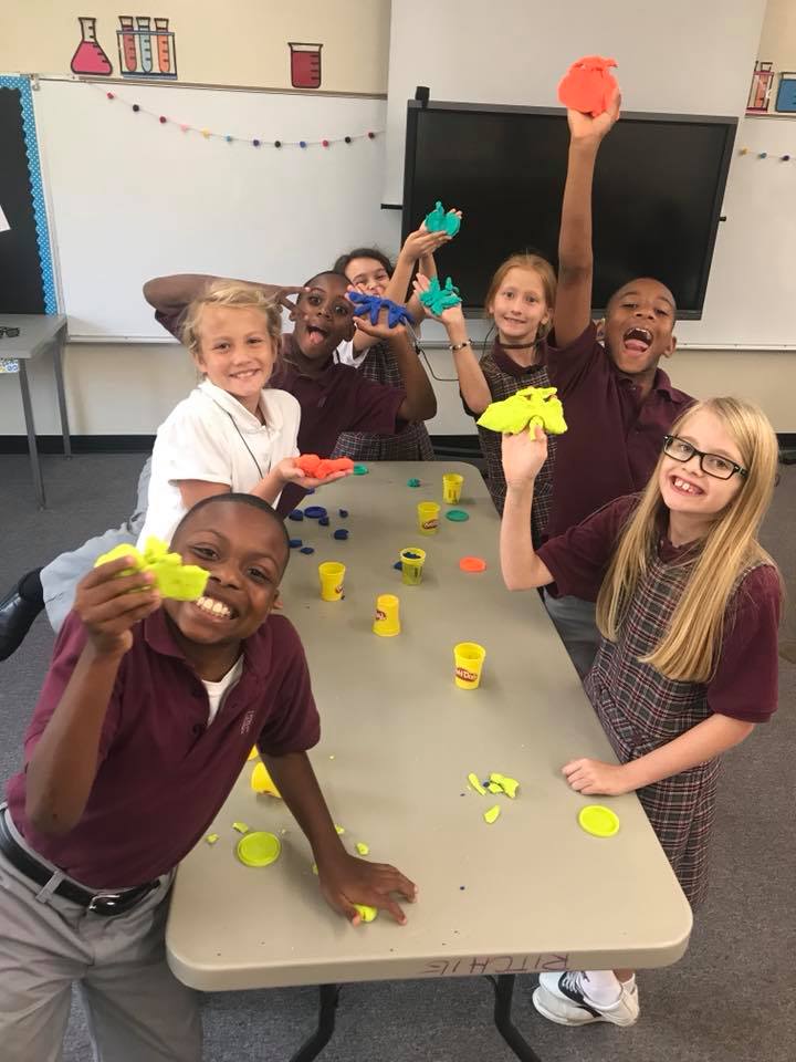 kids playing with playdoh