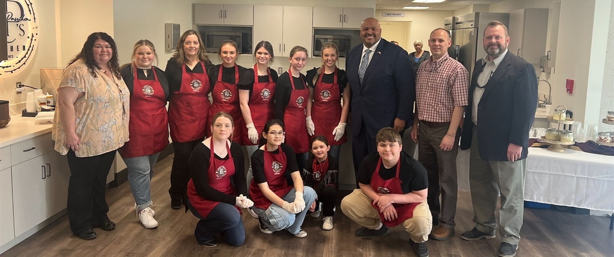 LCHS Culinary Provides Lunch for Senate
