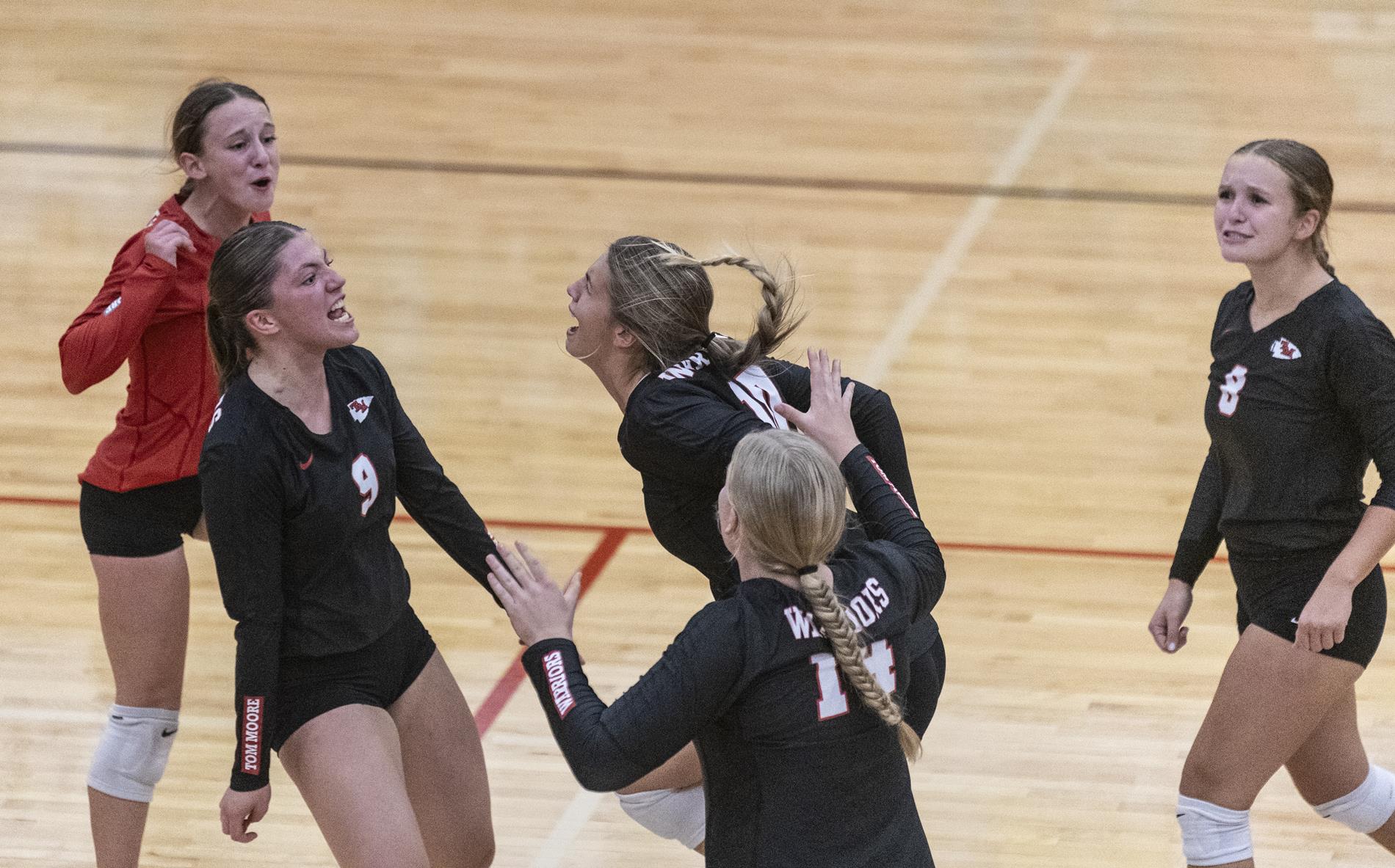 Ingram girls volleyball vs. Devine on Aug. 15, 2023