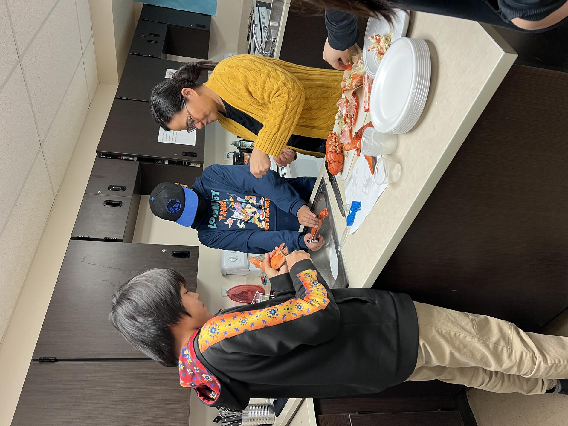 Mrs. Ironroad's class cooking lobster