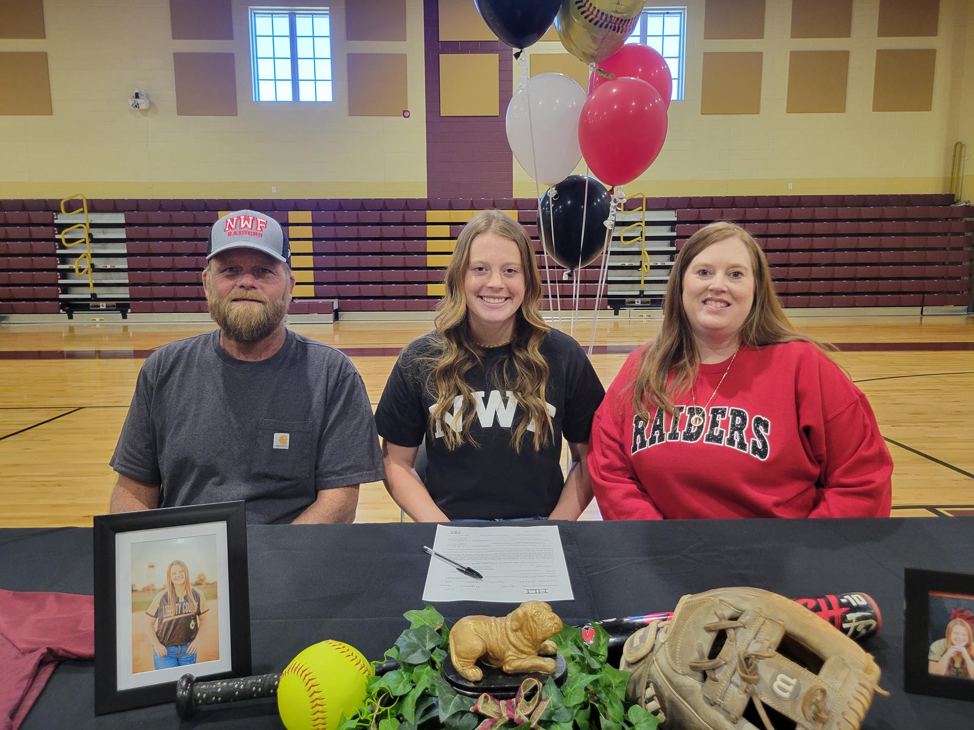 Sister Arnold signs with NWF