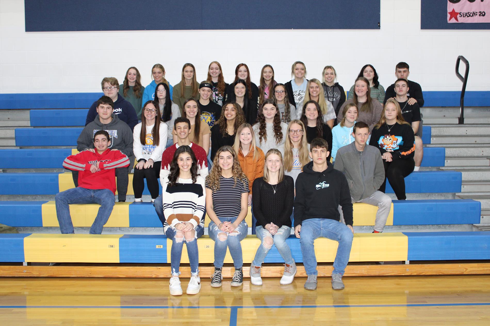 Spanish Club 22-23 Officers and Members