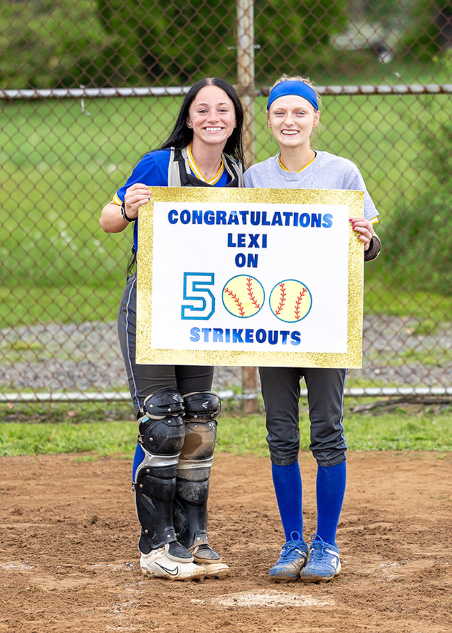 Gianna Pecorelli and Alexis Ensinger celebrate