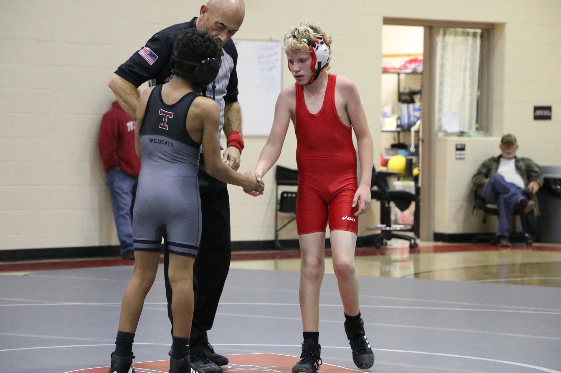 WMS Wrestling vs. Tullahoma match