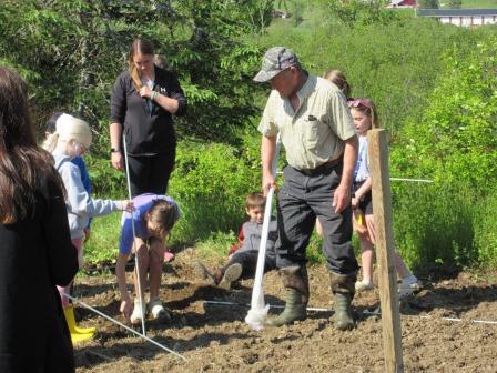 Planting Pumpkins 060325