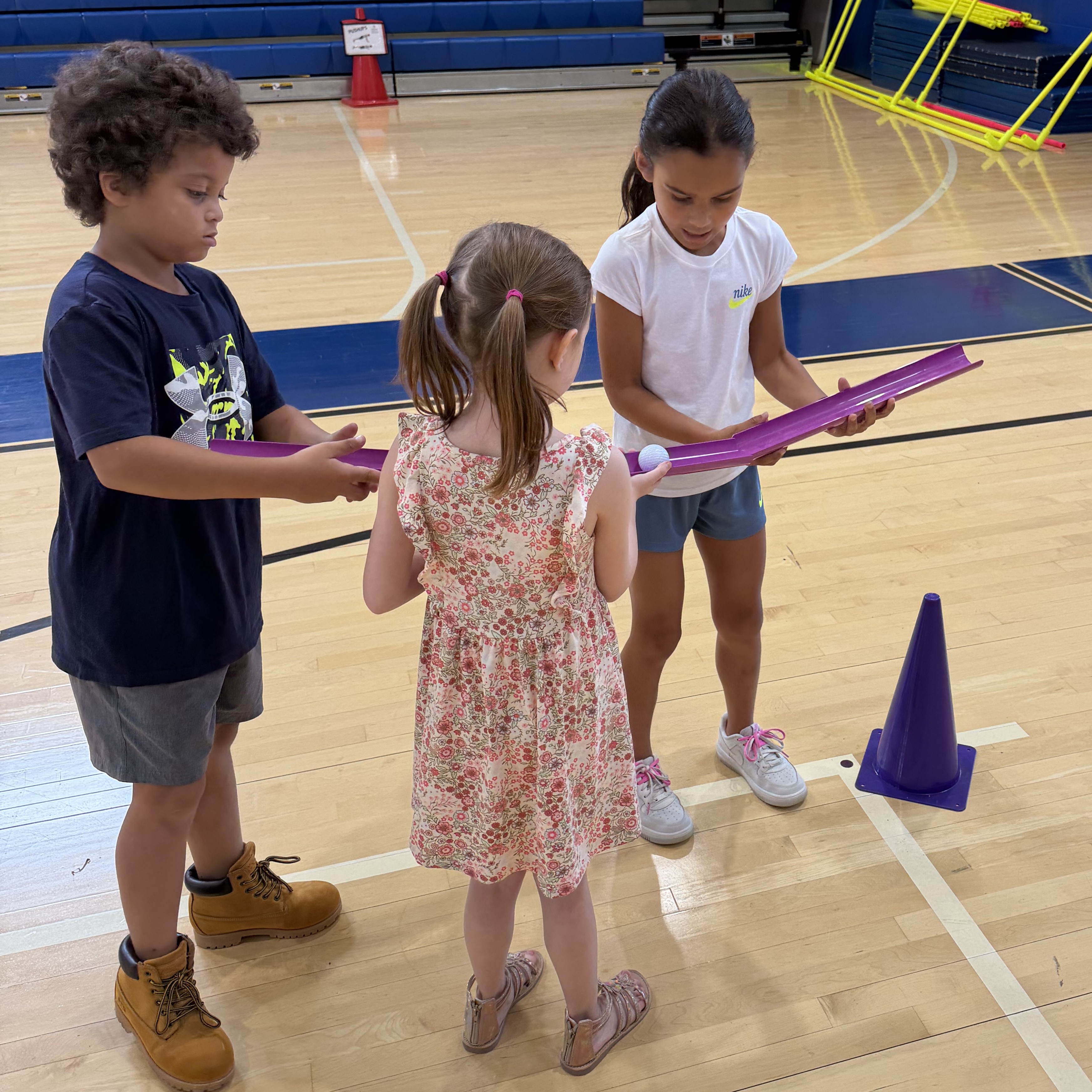 Gym teamwork