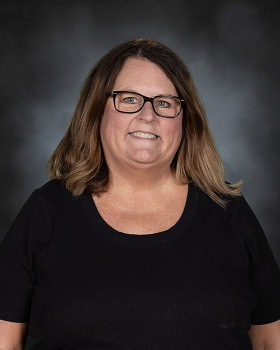 Mrs. M. Skinner, JH Math / Yearbook