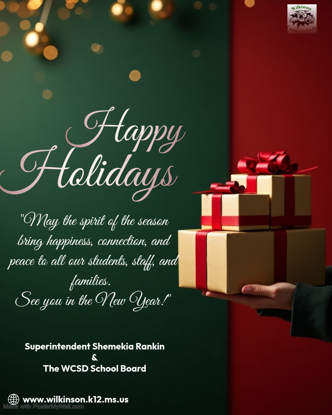 Green and red background with Happy Holidays