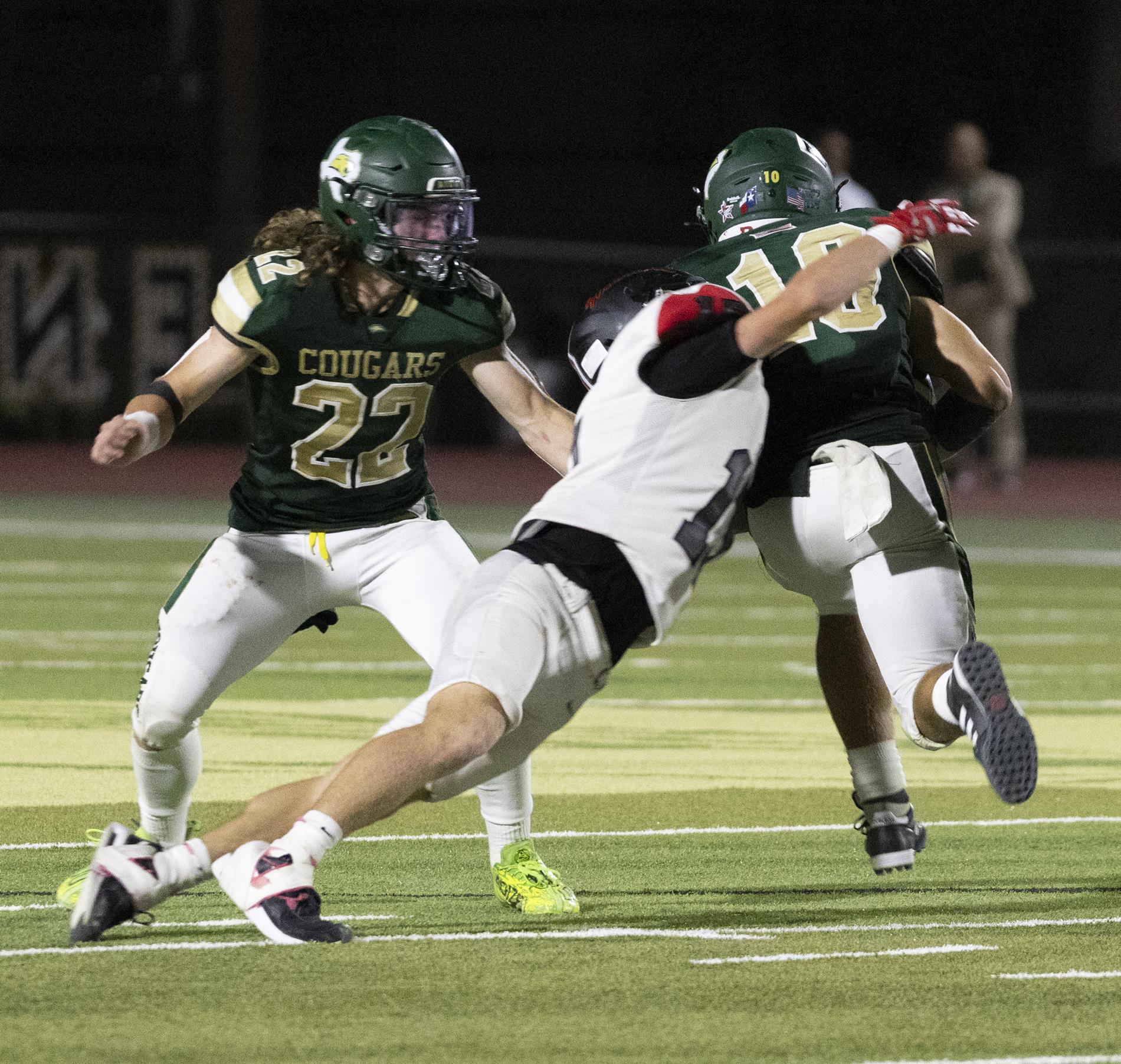 Ingram Tom Moore High School football at San Antonio Cole.
