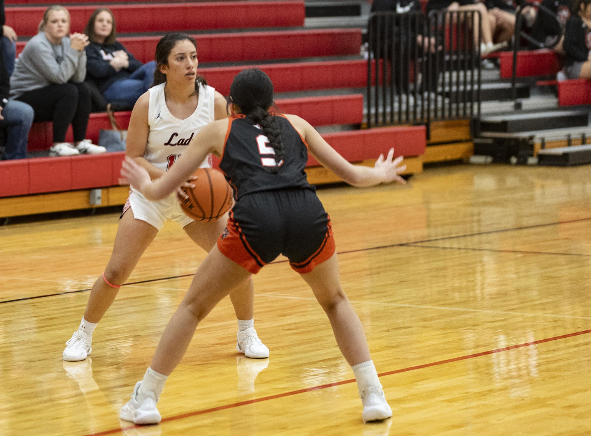 Ingram Tom Moore girls basketball vs Llano