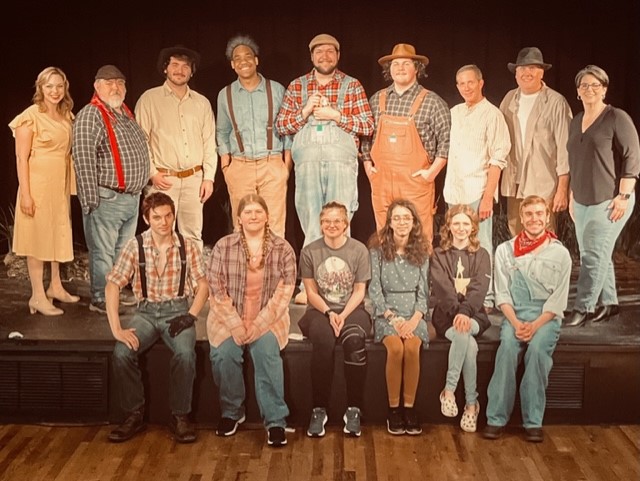 Cast and crew for Of Mice and Men