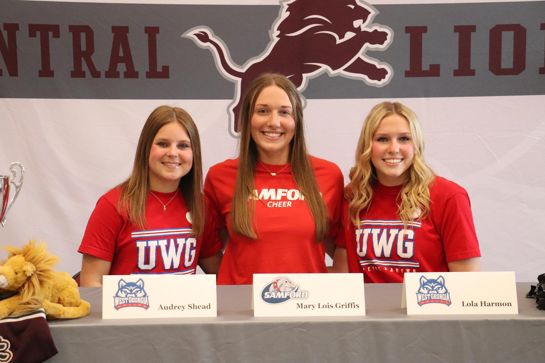 Central High School Cheerleaders Sign Letters of Intent