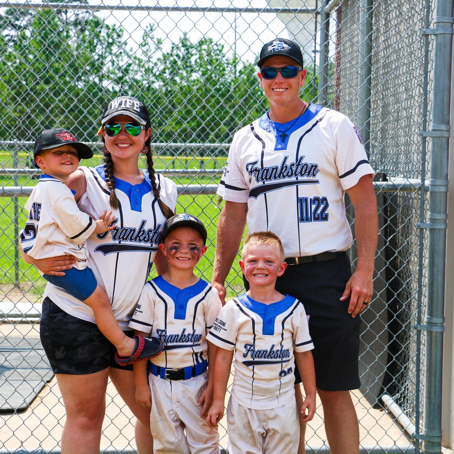 Elizabeth Peek and Family Elizabeth Peek and Family