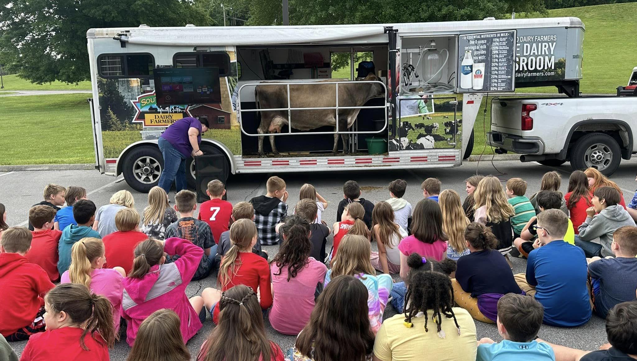 A dairy presentation for students