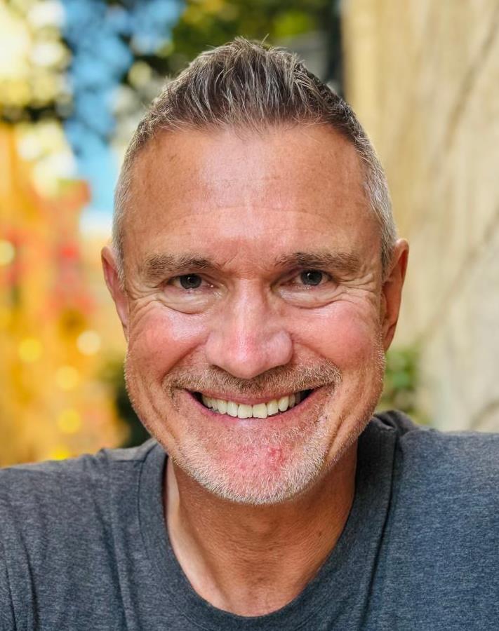 Rob Burns photo Rob Burns photo