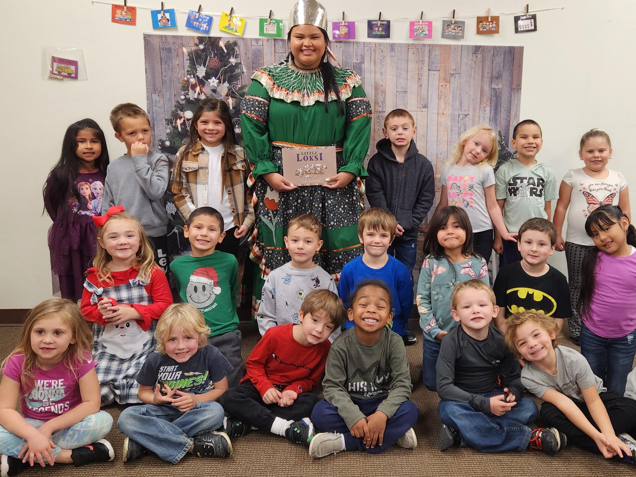 Chickasaw Princess poses with class of students