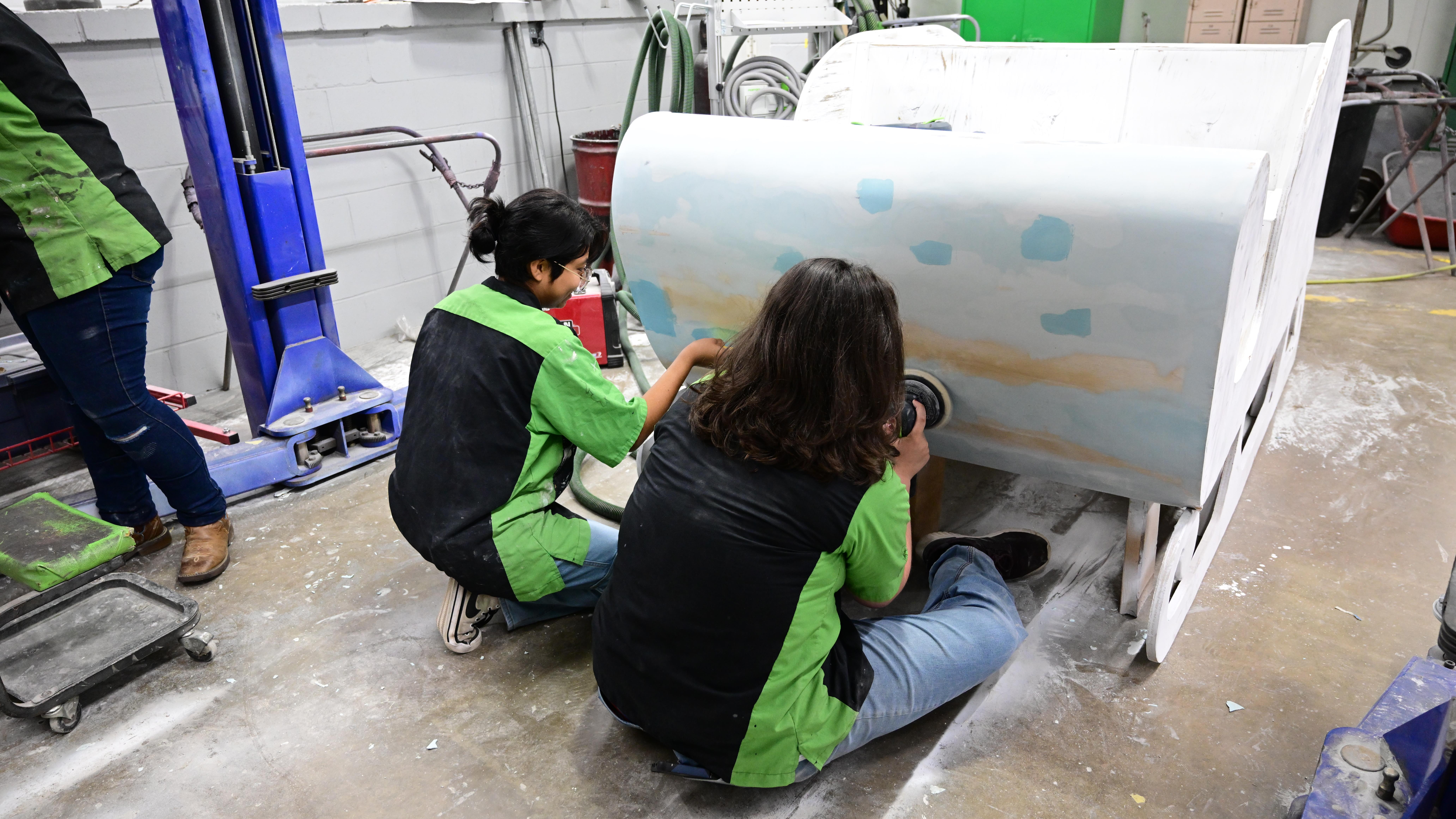 Auto Collision students prep sleigh for painting