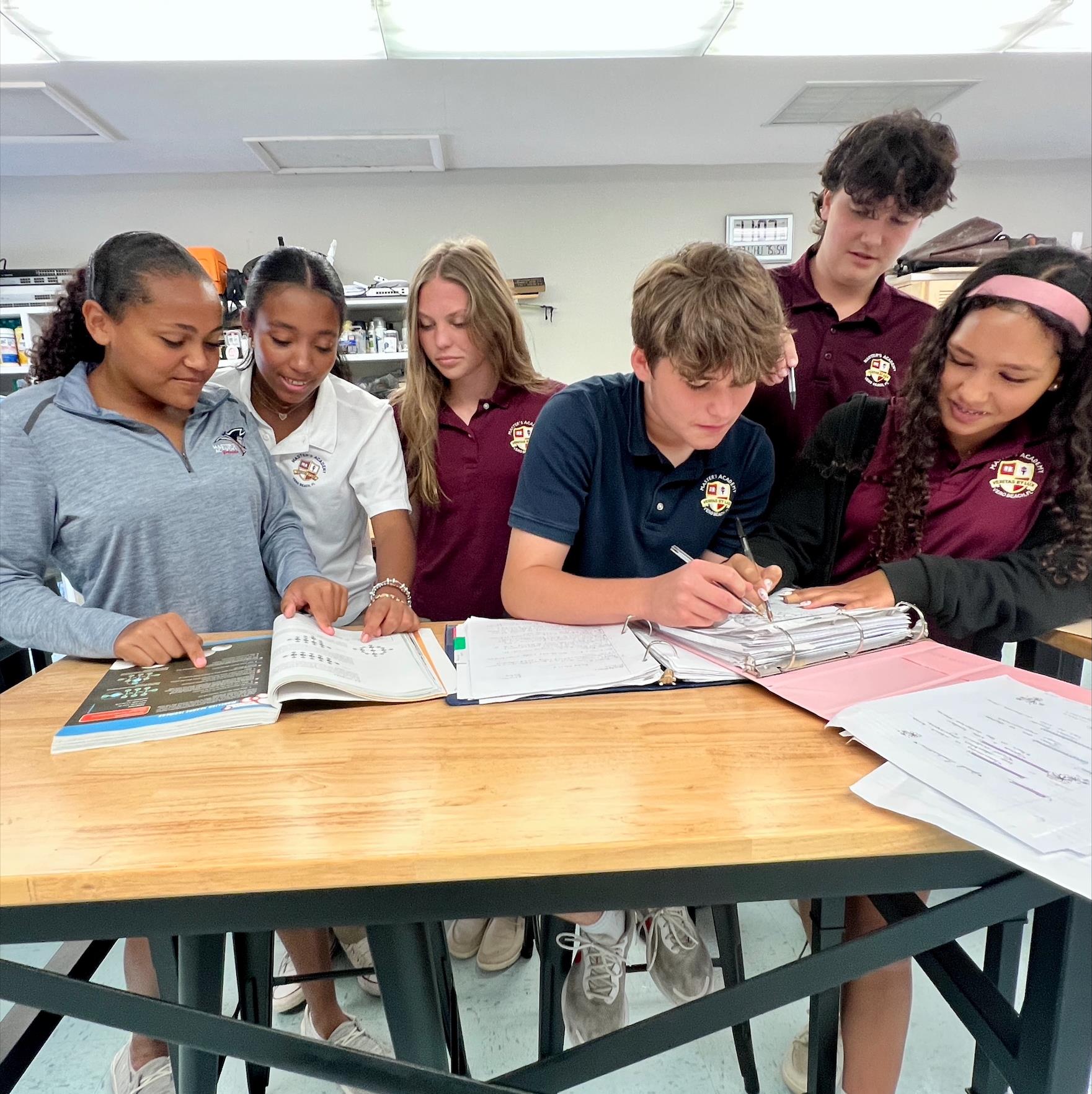 Upper School Academics Upper School Academics