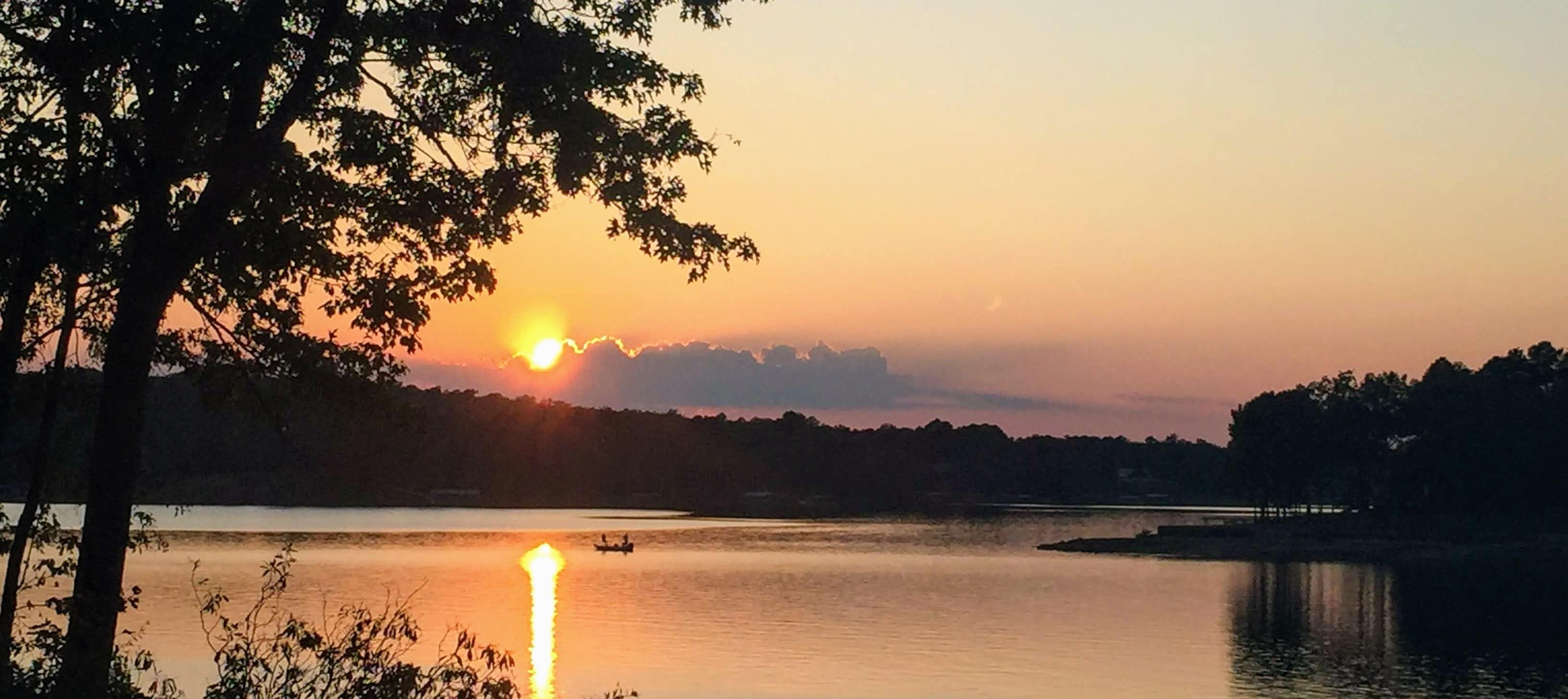 Sunset on Smith Lake