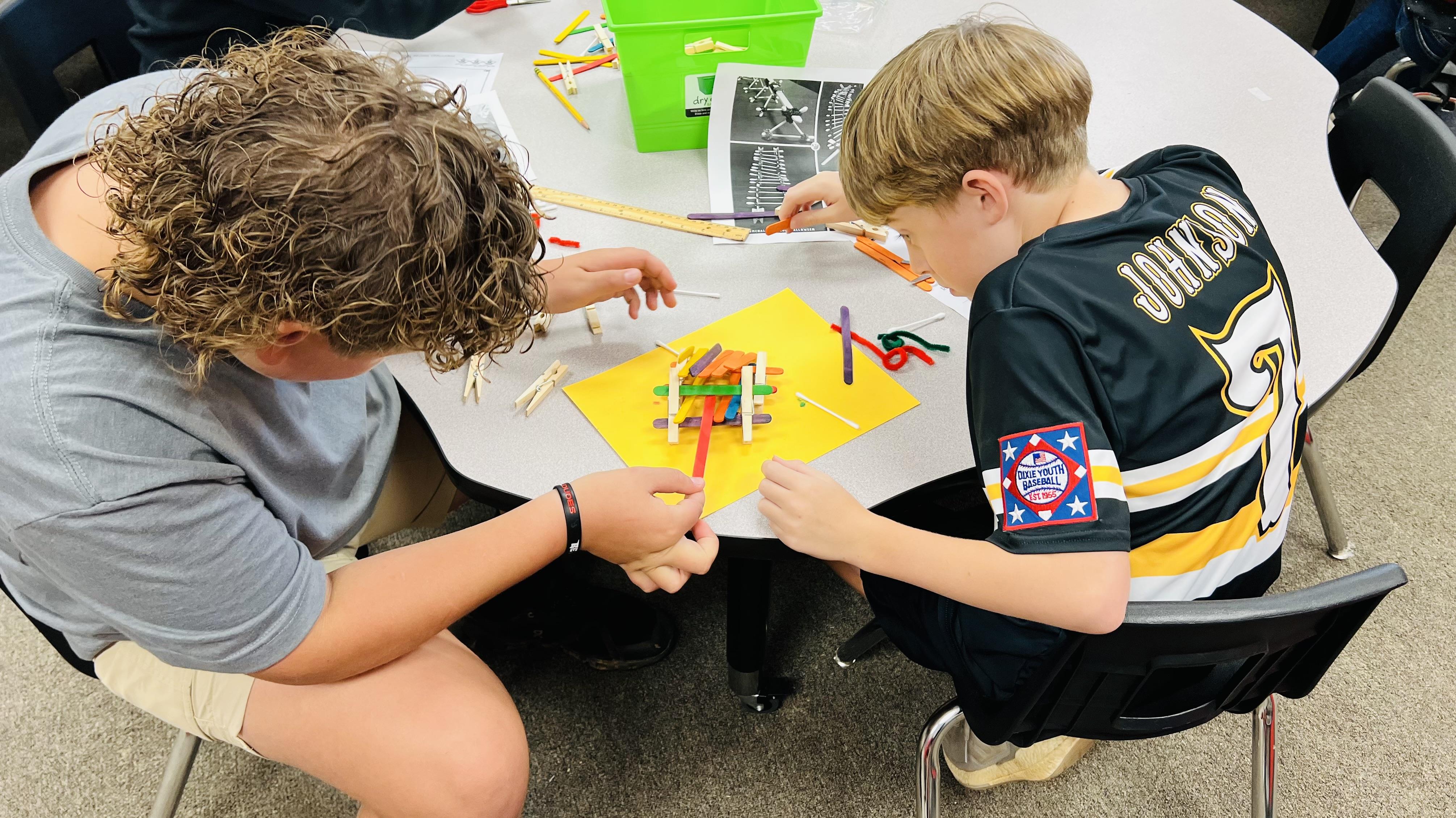 students working in makerspace