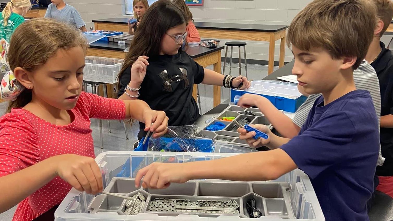 students in robotics