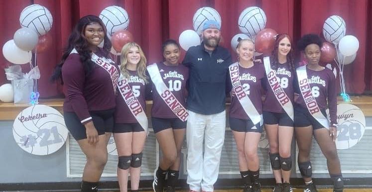 2024 Girls Volleyball Seniors with Coach 