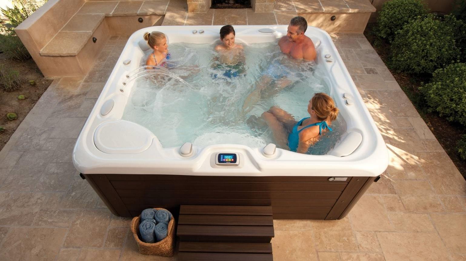 Photo of hot tub Photo of hot tub