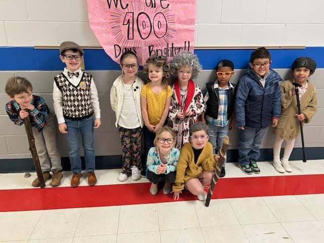 kindergarten students wearing their "elderly" attire to celebrate the 100th day of school. 